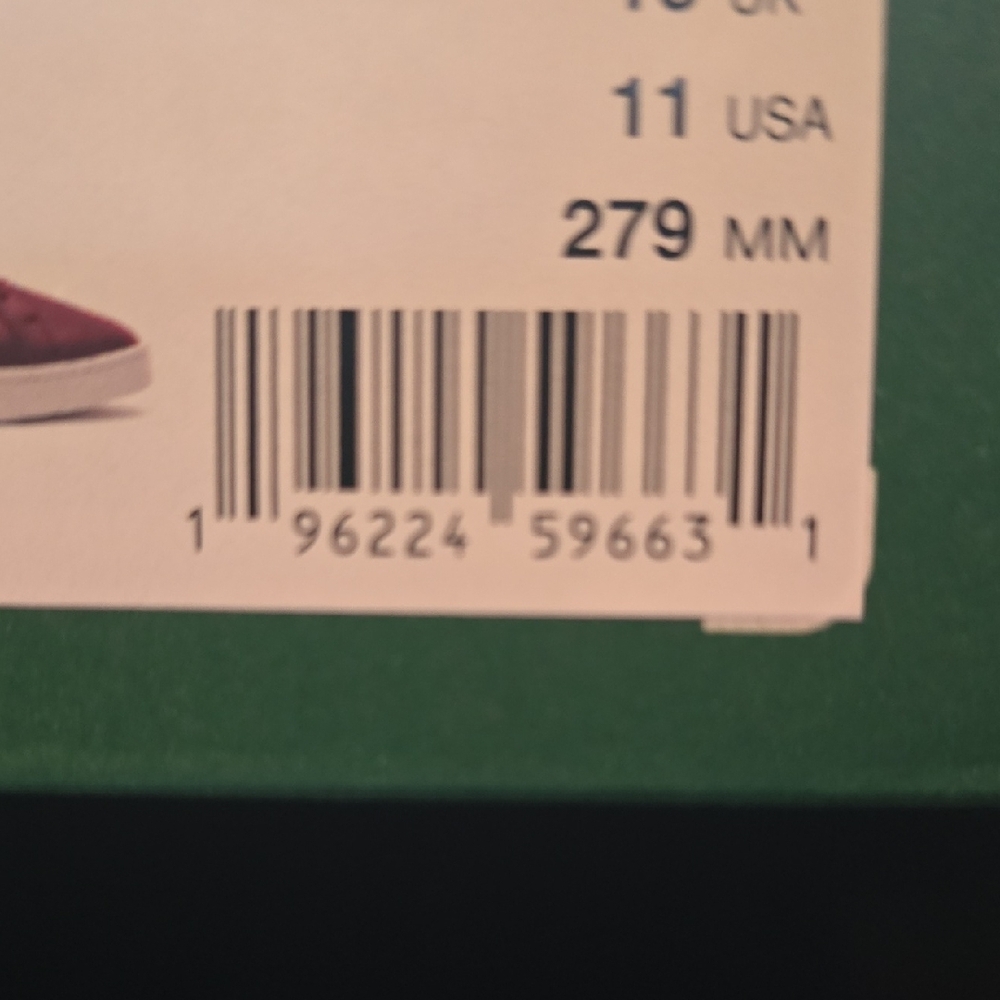 Lacoste Men's Burgundy Sneakers - Picture 12 of 13